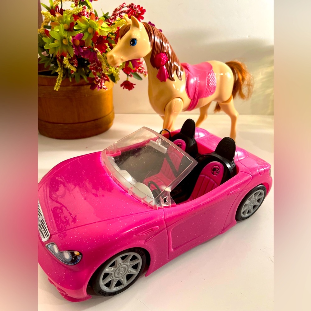 A Lot Of 2 Barbie Items 2014 mattel battery operated horse 2013 Barbie Pink Car - Picture 1 of 15